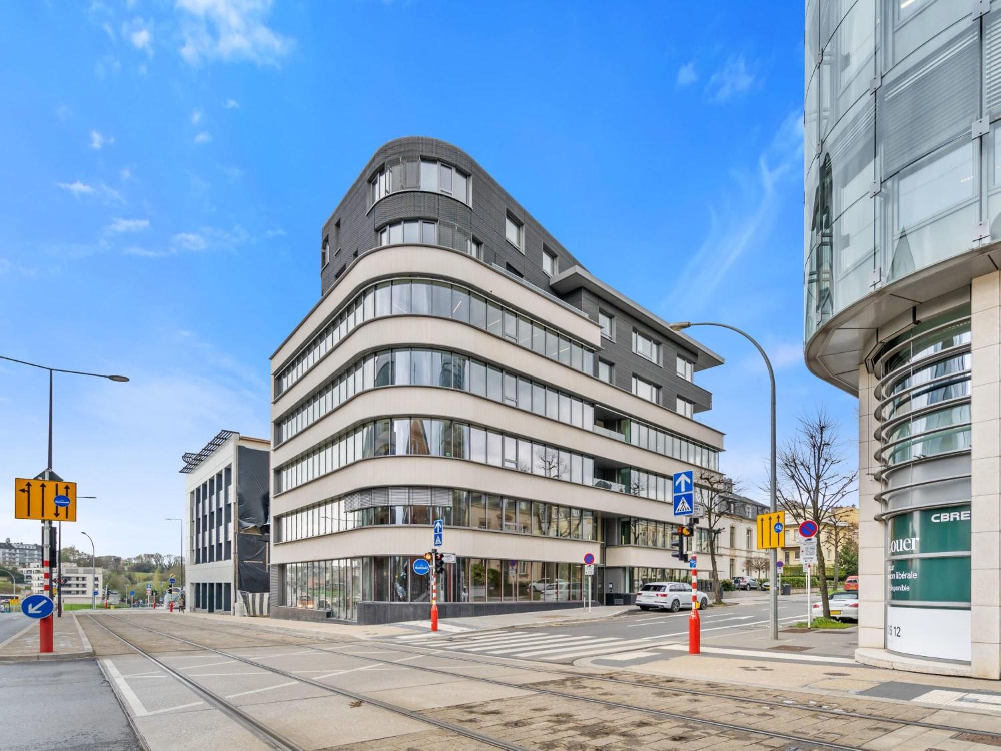 Elegant 2Br With Balcony In Heart Of Luxembourg Appartement Buitenkant foto