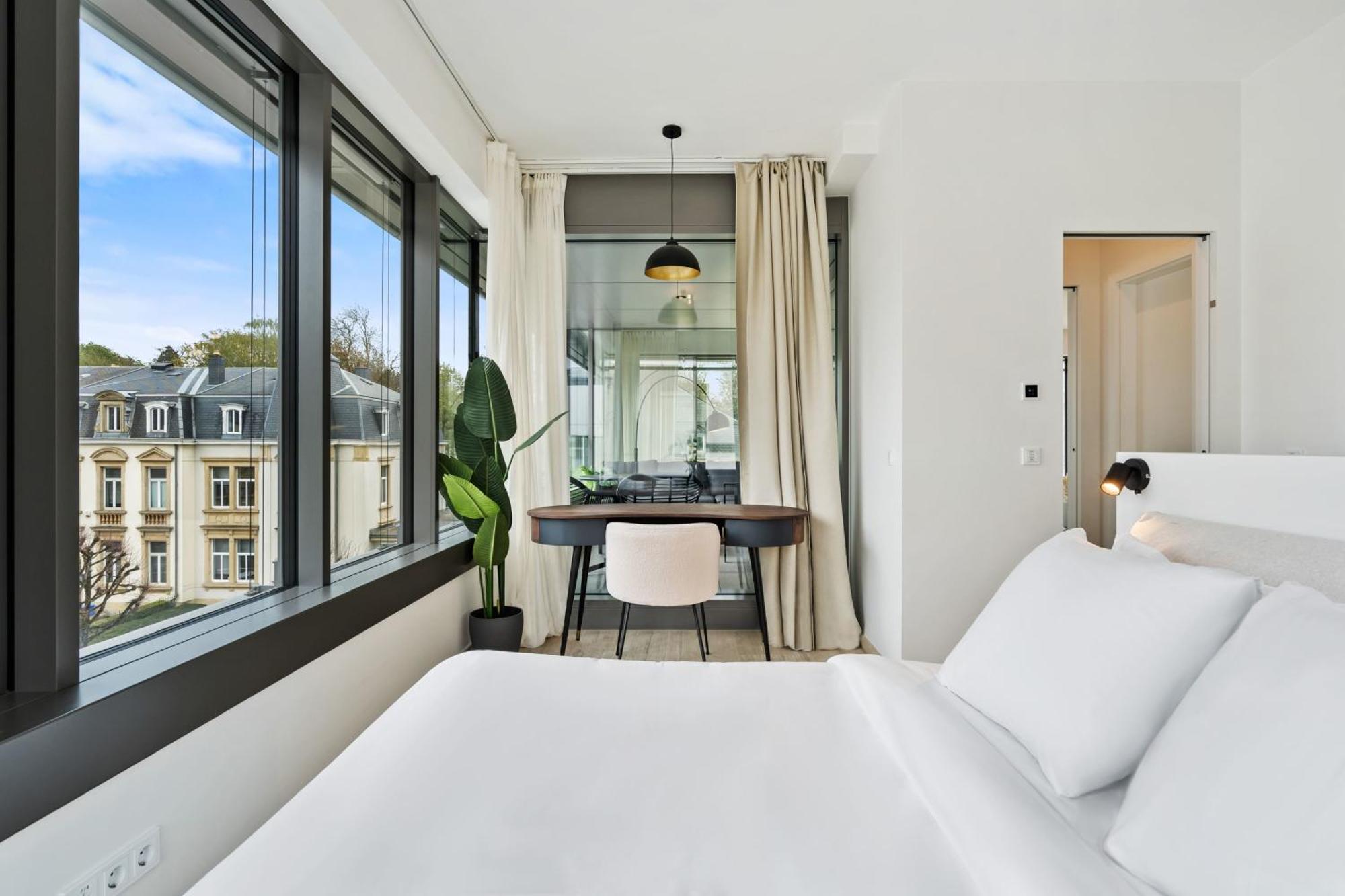 Elegant 2Br With Balcony In Heart Of Luxembourg Appartement Buitenkant foto